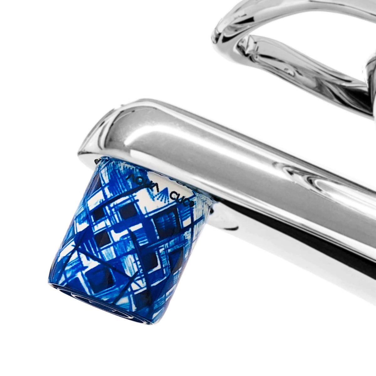 Nachhaltiger Wasserhahn mit Flying Angels-Strahlformer am Wasserhahn: Eine nachhaltige Lösung für Ihren Haushalt