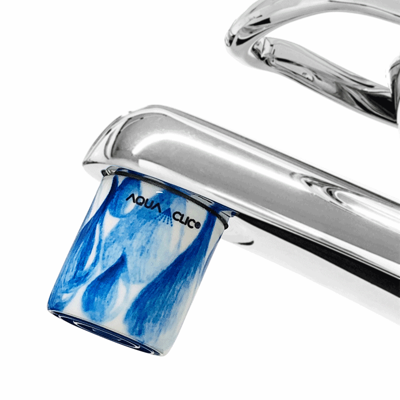 AquaClic-Strahlformer am Bülach Gouttes-Design-Wasserhahn: spart Wasser, Energie und Kosten