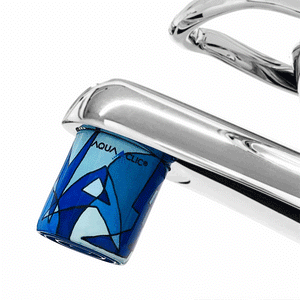 AquaClic-Strahlformer am Dörflingen-Design-Wasserhahn: vermindert den Wasserverbrauch und verschönert den Hahn