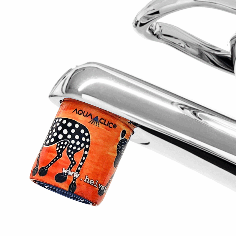 Perlstrahlregler für den Hahn mit Helvetas Tingatinga Leopard-Design AquaClic-Strahlregler: vermindert den Wasserverbrauch und verschönert den Hahn