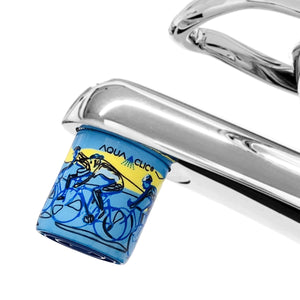 AquaClic-Wassersparer am Hahn mit Tour de France-Design vermindert den Wasserverbrauch und Kosten