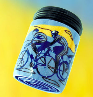 AquaClic-Strahlregler am Wasserhahn in Tour de France-Design senkt den Energieverbrauch