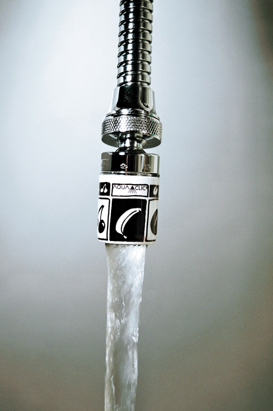 Einfach und effektiv: Frutta-Strahlregler am Wasserhahn