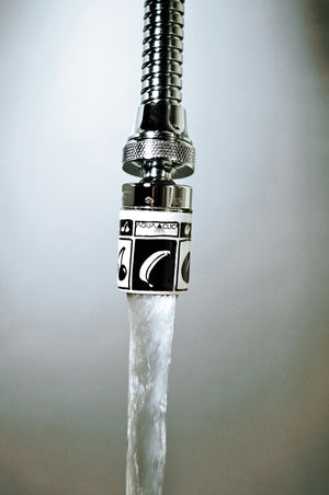 Einfach und effektiv: Frutta-Strahlregler am Wasserhahn