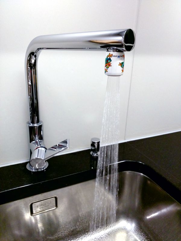 Red eyed frog-Design-Wasserhahn: reduziert den Wasserverbrauch und die CO2-Emissionen