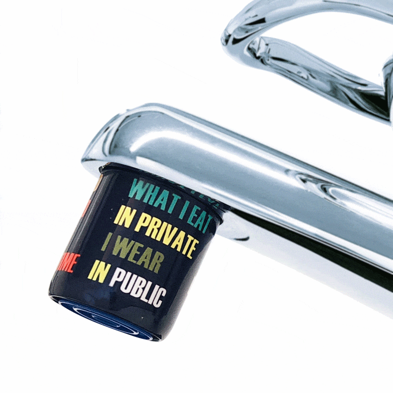 AquaClic Strahlregler mit Fitness-Motivationssprüchen wie „I don't find the time to exercise, I make the time“