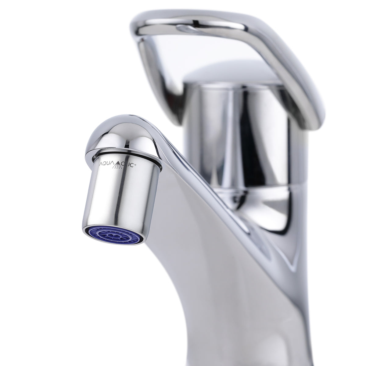 Strahlregler AquaClic Pur an einem Wasserhahn mit Innengewinde