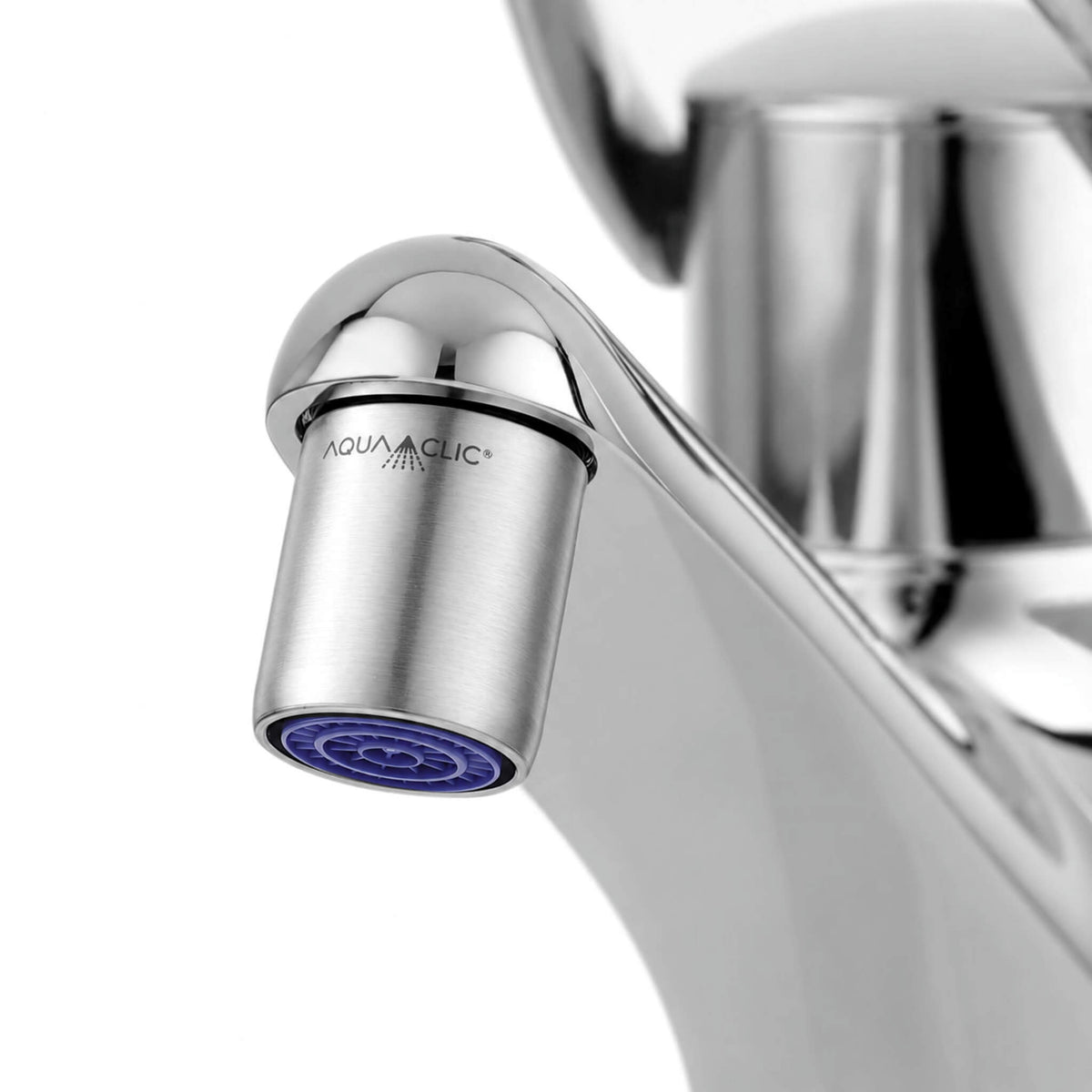 AquaClic Inox Pur Strahlregler aus Edelstahl am Wasserhahn