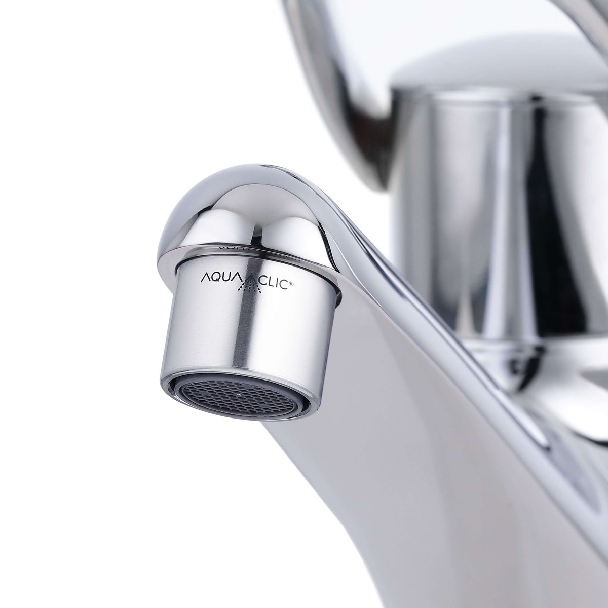 AquaClic Inox Petit: kompakter Strahlregler in Edelstahl