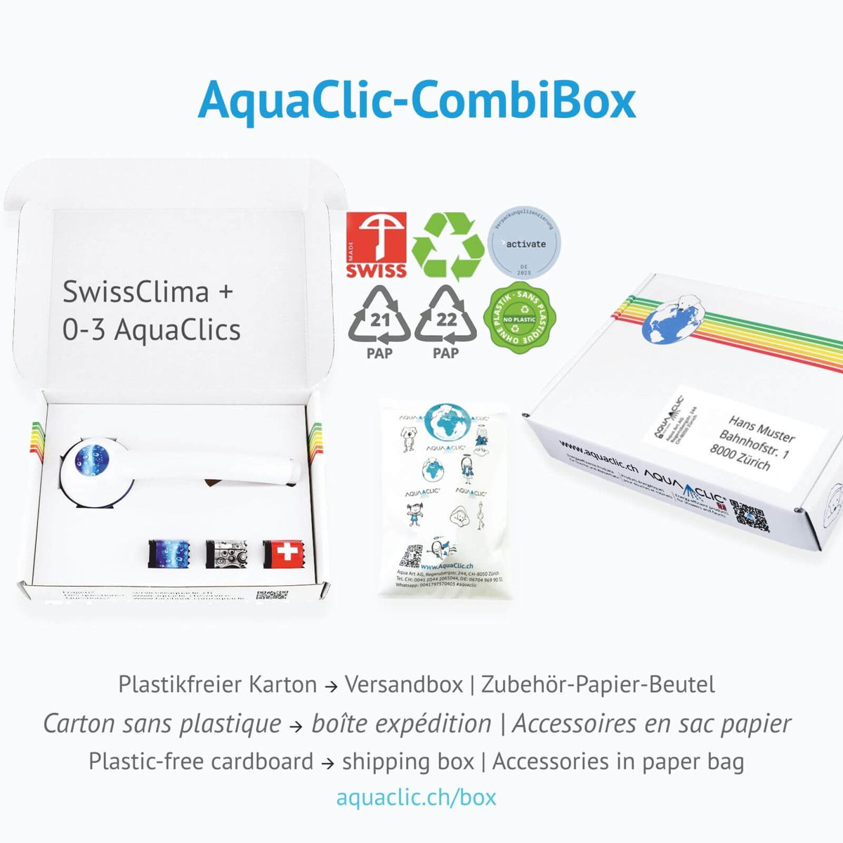 Verpackungen: links offene SwissClima Karton-Box für einen Duschkopf und 0-3 AquaClics, in der Mitte Papierbeutel für AquaClic Zubehör, rechts: geschlossene Verpackungsbox, dient als Versandbox. In der Mitte Umweltlabels plastikfrei.