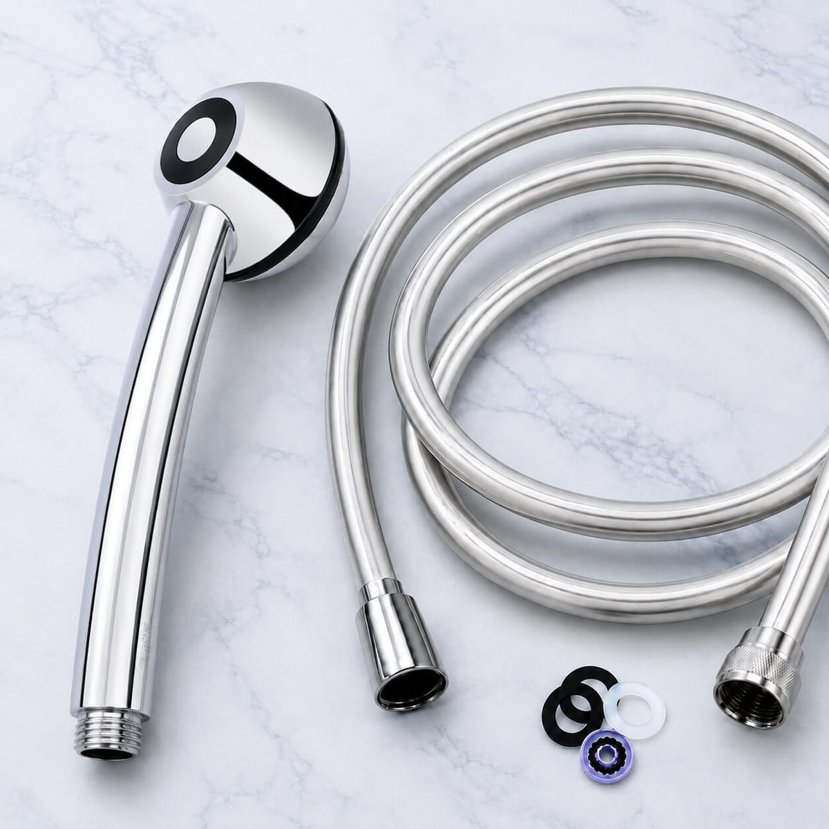 Set de douche SwissClima, à pression ren&shy;for&shy;cée, éco&shy;no&shy;mi&shy;que en eau